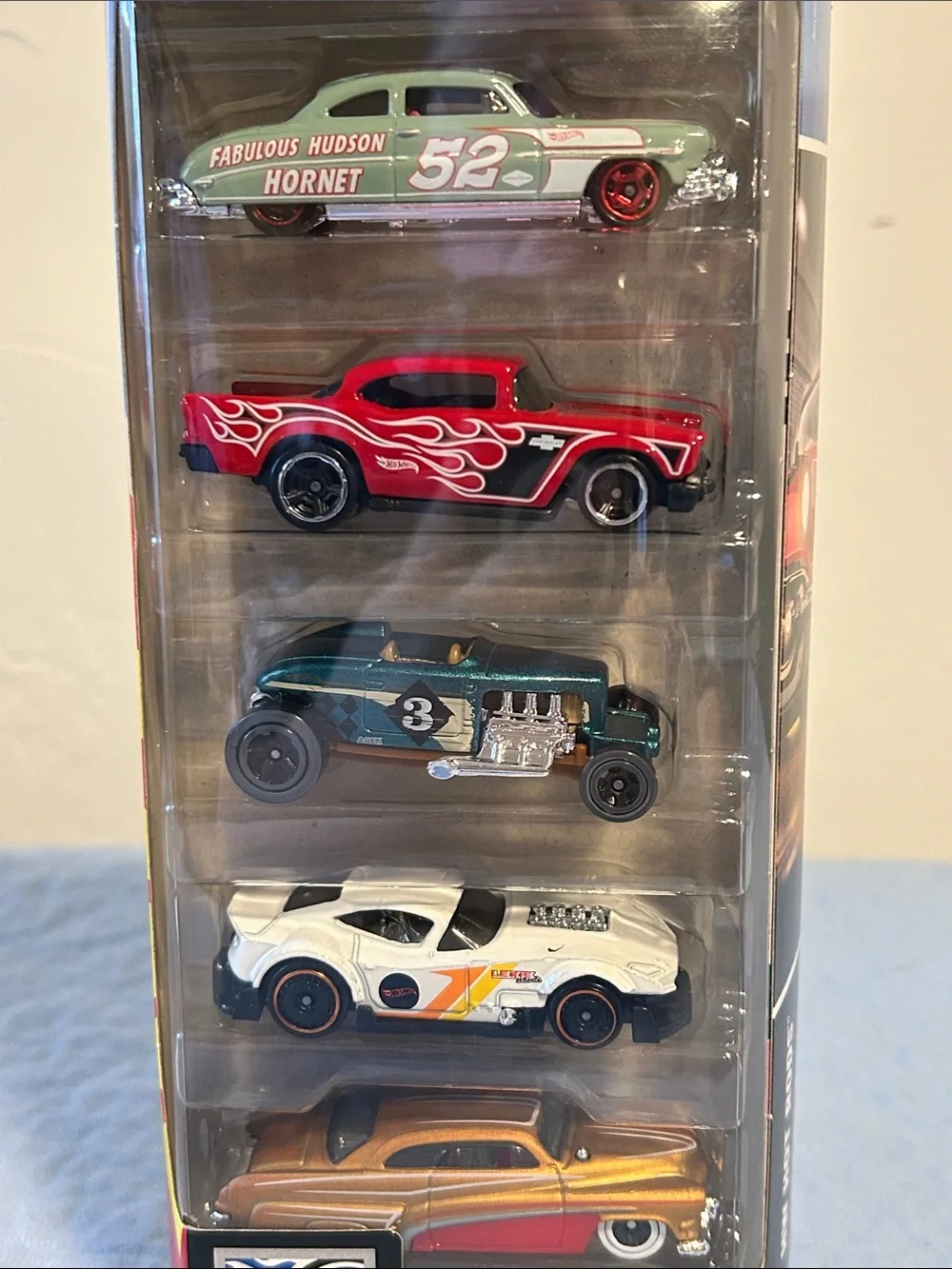 Hot Wheels HW Hot Rods 5-Pack (Model JKG11), featuring a 1:64 scale